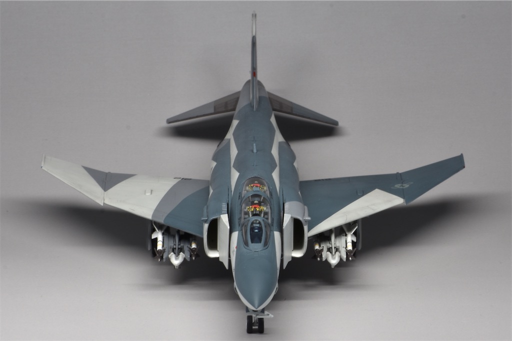 アカデミー 1/72 F-4J - 人の金でプラモが欲しい