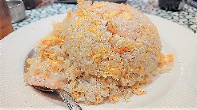 東銀座 デカ盛り 特盛 おすすめ 悟空 銀座 えびチャーハン 海老チャーハン と チャーハン は別物
