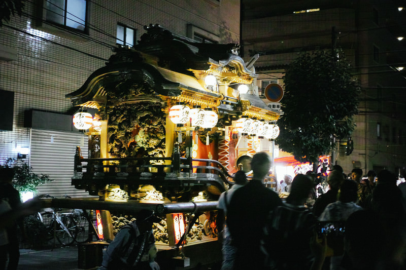 川崎大師駅の近くには、もう1つ注目の寺社があった
