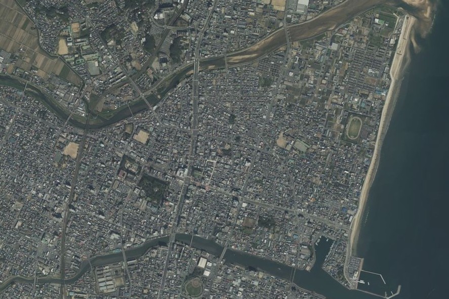 津城周りの地形