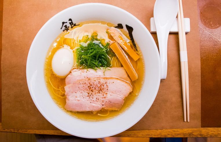 富雄駅はラーメン激戦区。好みの店が見つかるかも？
