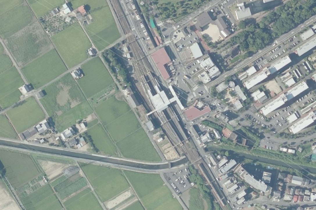向島駅は新設開業駅だった。どういった経緯でできたの？