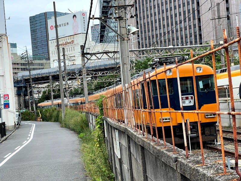何時も何故か米野に居る近鉄12200系 - sai10のいいかげんなブログ