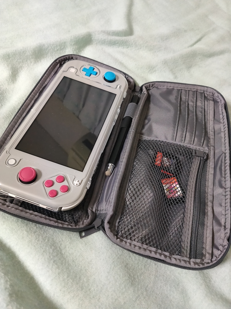 Nintendo Switch】無印のパスポートケースをSwitch Lite用に 
