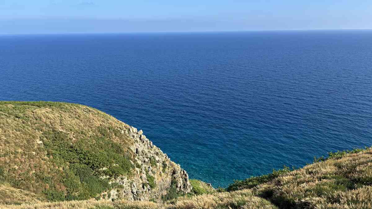ジャワ島沖、海上がりの瀬戸の髭徳利 ジャワ島沖、海上がりの瀬戸の髭徳利