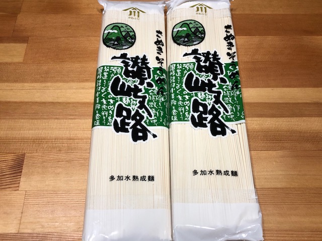 ドンキで買った流しそうめん機 ローリングそうめんコースター は 組み立ても意外と簡単で 子供も大人も楽しめる 買ってよかったと思える商品でした 我が家のしまい方も教えます あみくぷーる
