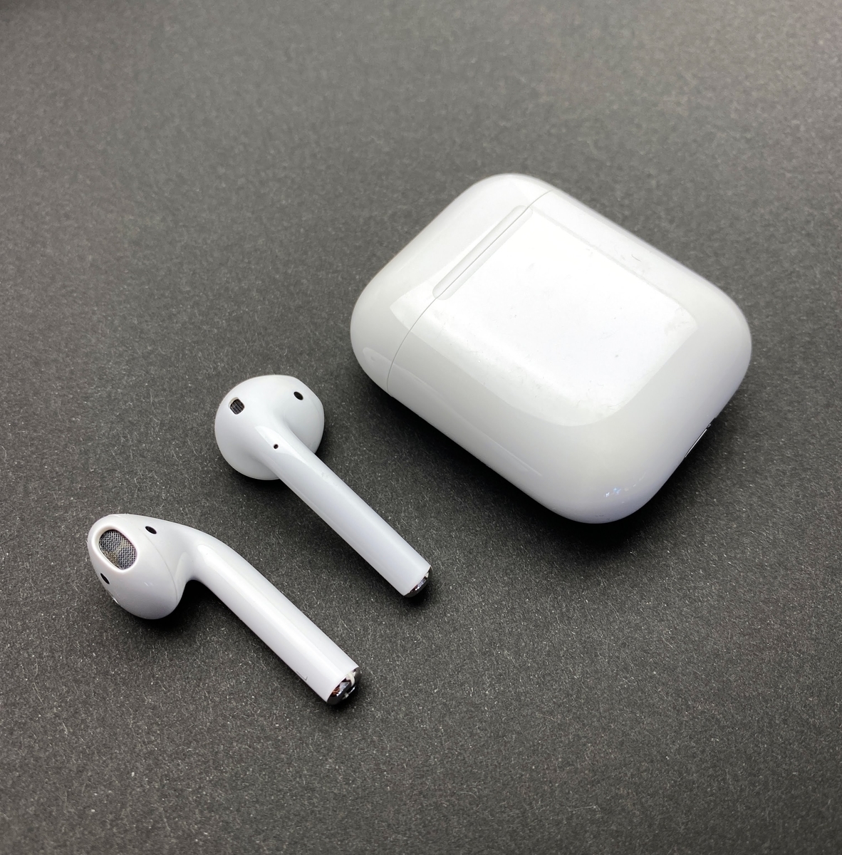 Amazon | R-fun AirPods Pro 第2世代/第1世代ケースカバー