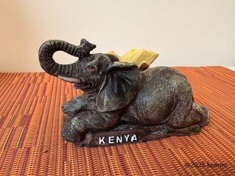 ケニアのお土産購入品を大公開！ - もーっとヨーロッパ