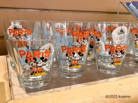 ディズニーランドパリ　30周年記念　クリスタルメダル 期間限定放出！入手困難品！ ディズニーランド パリ30周年記念メダル クリスタル製日本未発売品