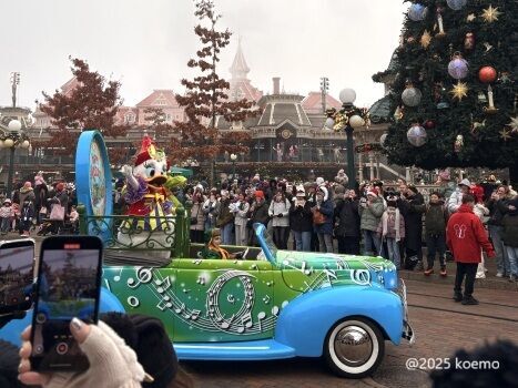 ディズニーランドパリで楽しむクリスマス2025（後） - もーっと