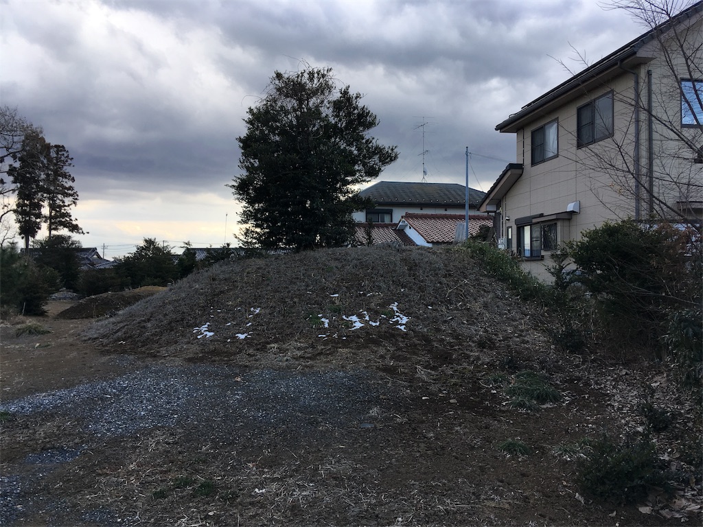 諏訪山7 8 9 10 13 52 14 15 16 17 26 27 34号墳 東松山市西本宿 週末は古墳巡り