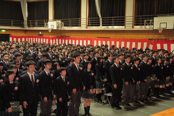 高校】第69回卒業式を行いました - JUNIOR & SENIOR HIGH SCHOOL