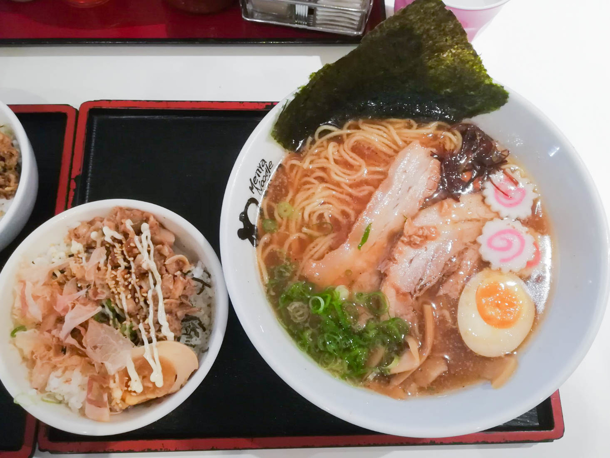めんやラーメン　鶏ガラ醤油
