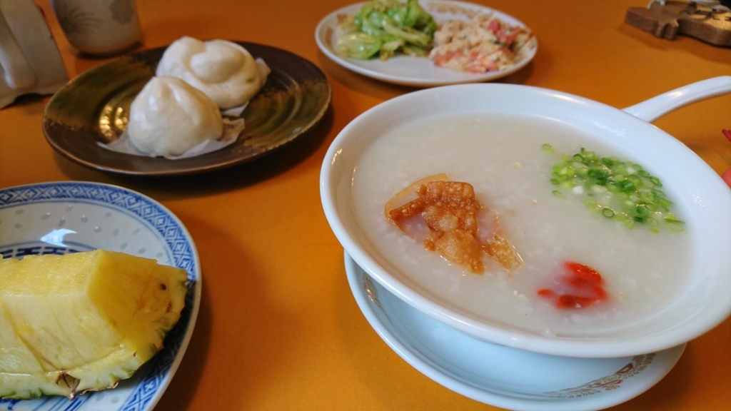 仙豆飯店の朝食