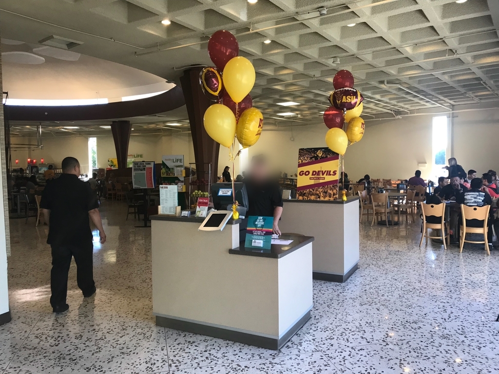 【ASU】五大食堂の一つManzanita Dining Hall 光一郎のアリゾナ留学ブログ