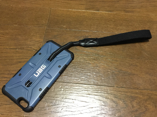 iPhone6Plusとストラップ