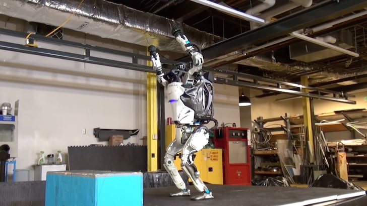 跳躍と着地をたくみにこなすロボット