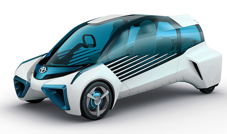 斜め前方から見た未来の燃料電池自動車トヨタ・FCV PLUS