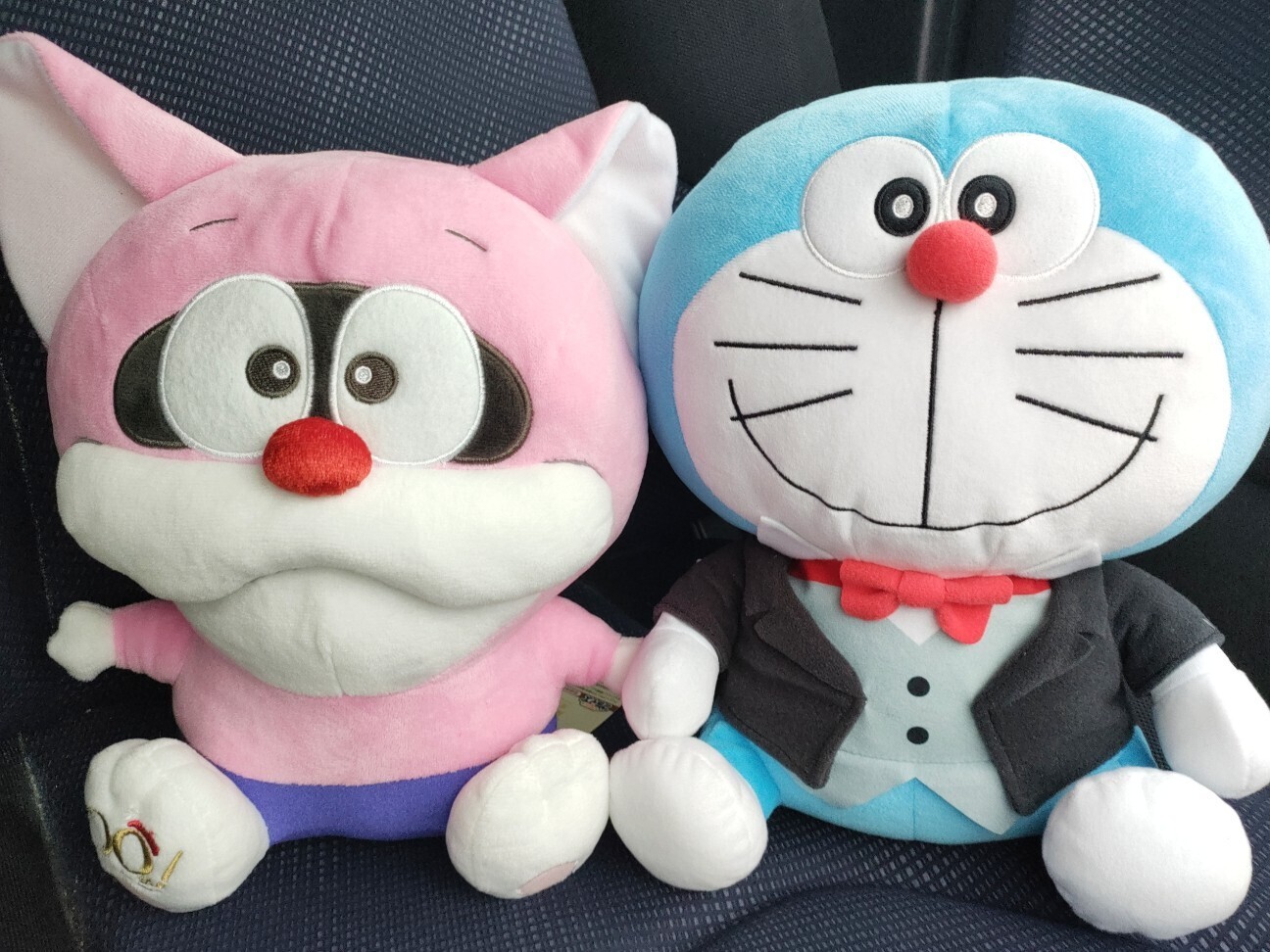 リユースショップでポコニャンとドラえもんのぬいぐるみをお迎え 