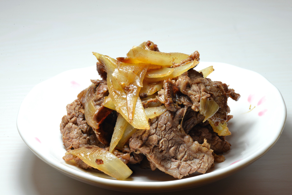 玉ねぎ牛肉シンプル炒め