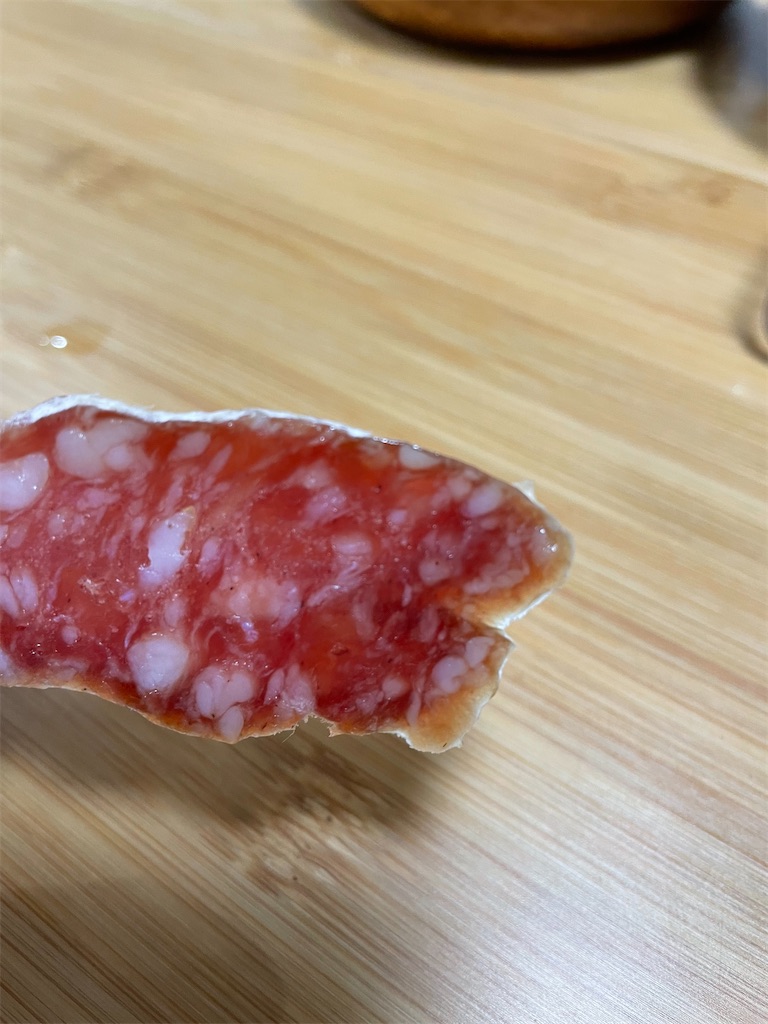 スペインの白カビサラミ フエ は絶品の味だった こじろーキャンプ日記
