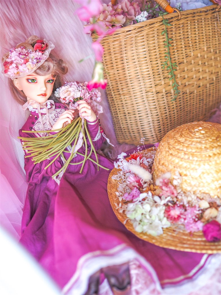 anrica様のプラムピンクのCross dressのドレスを着たつかさくんの写真。