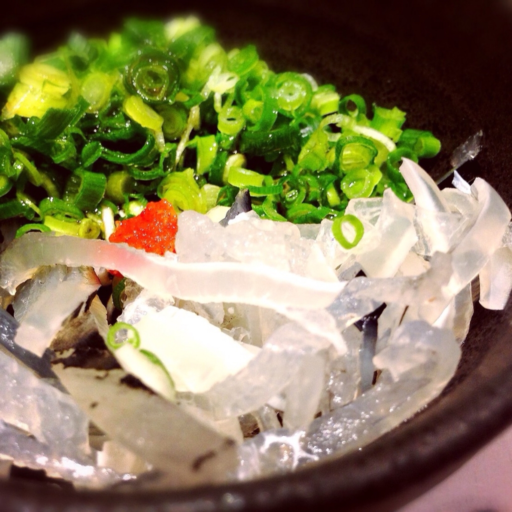 f:id:koki08:20171112223928j:plain とらふぐ亭 吉祥寺店(フグの皮刺し)