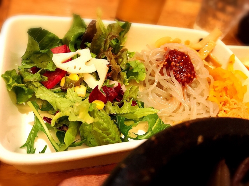 「韓美膳（ハンビジェ）」でいただいた「ビビンバセット」2