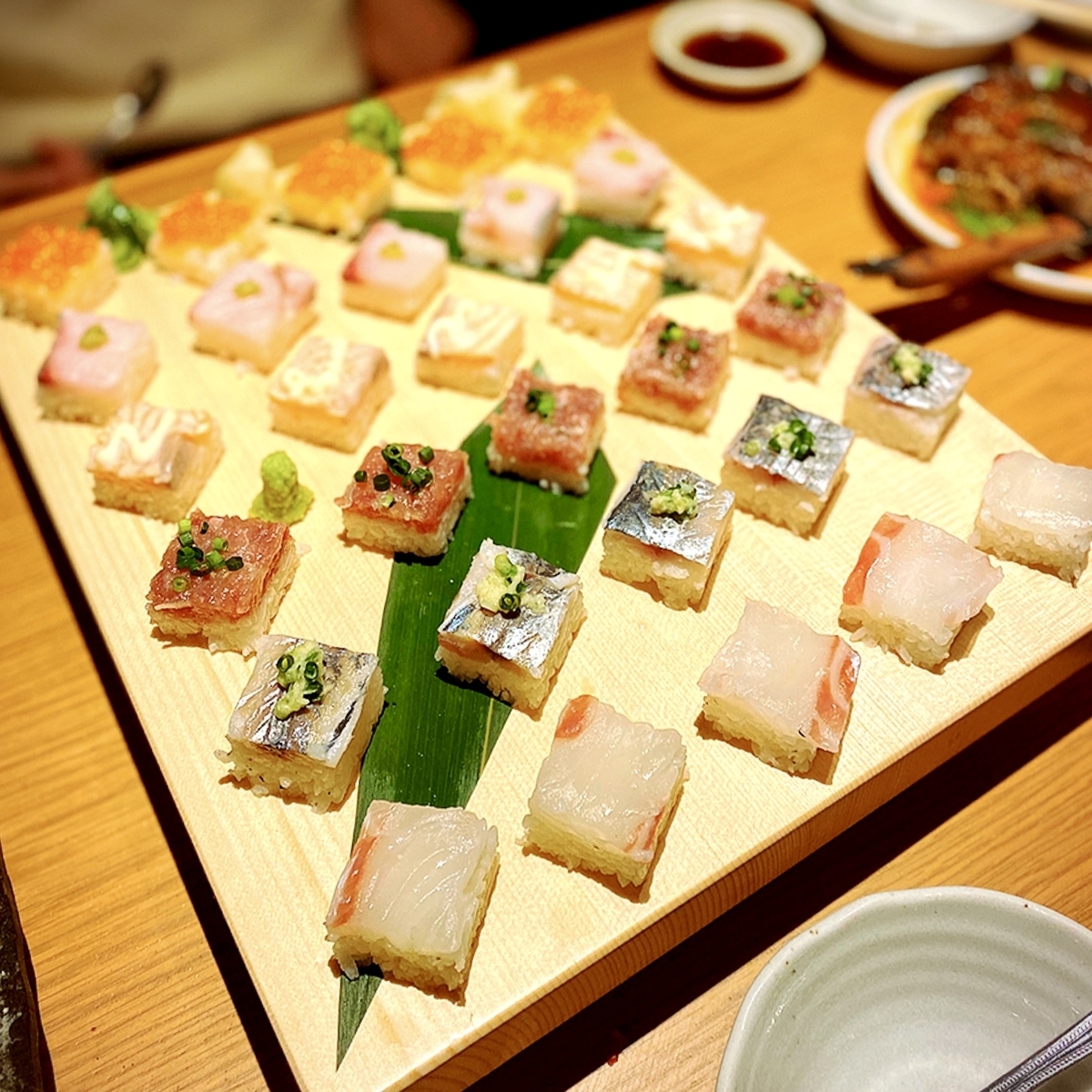 居酒屋 銀座 豪華な 掴み寿司 と共にマグロを堪能できる居酒屋 マグロ食堂魚金 吉祥寺グルメで生きている元芸能mgごろりのグルメブログ 居酒屋 銀座 豪華な 掴み寿司 と共にマグロを堪能できる居酒屋 マグロ食堂魚金 吉祥寺グルメで生きている元芸能mgごろりのグルメブログ