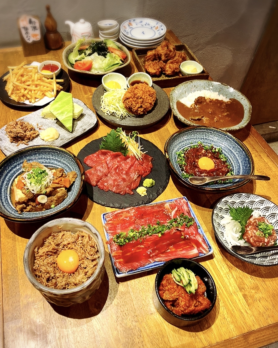 大塚のれん街にある馬肉料理が安いし美味しい居酒屋 早い時間は激安飲み放題も 巣鴨新田 酒肴 北斎 吉祥寺グルメで生きている元芸能mgごろりのグルメブログ