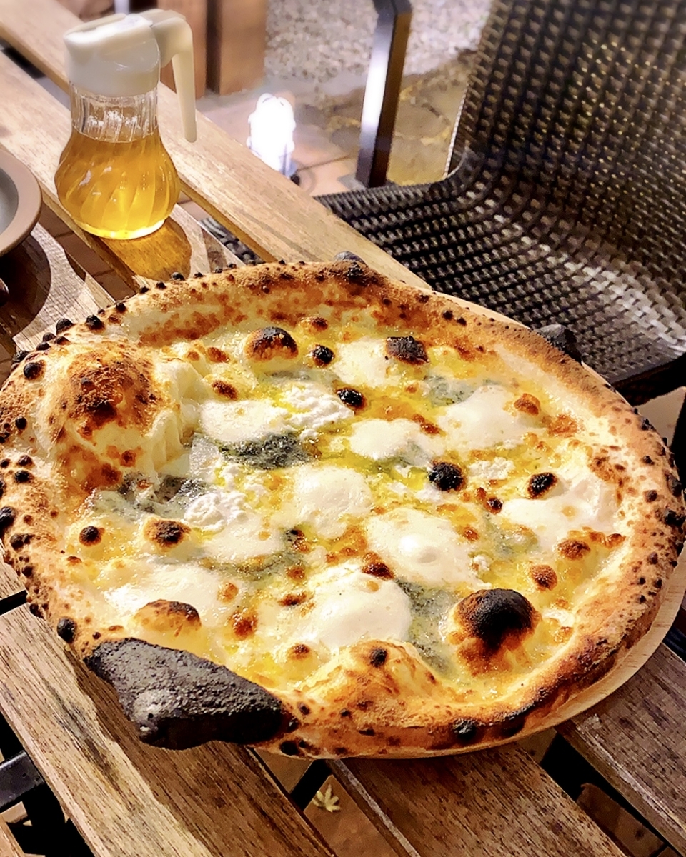 「ニューキッチンイロハ」でいただいた「クアトロフォルマッジ」”1480円（税込）