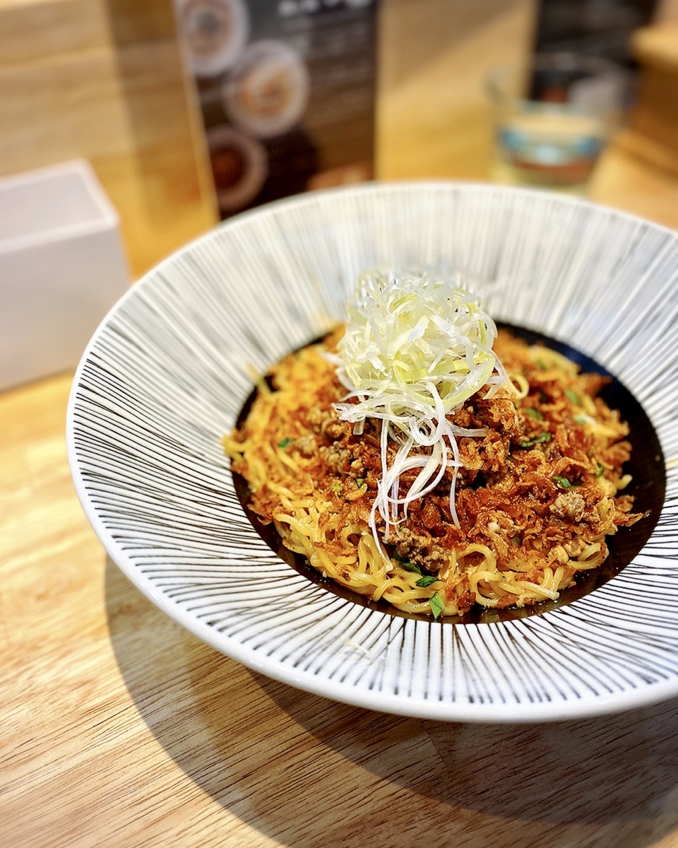 高級感のある上品でおいしい担々麵がいただける「担々麵 一龍」