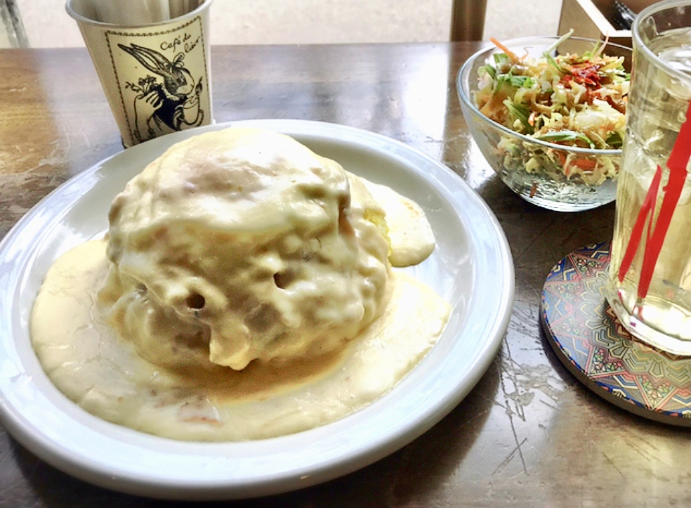 ガレットとカレーが絶品のカフェ「カフェ・ドゥ・リエーヴル うさぎ館」