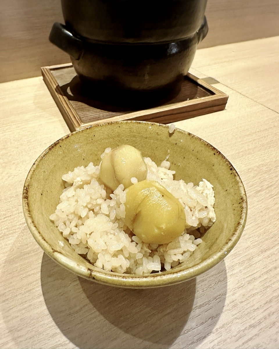  〆にぴったりの「土鍋ご飯」