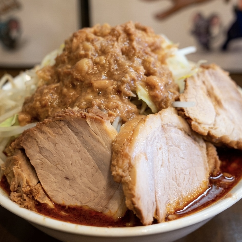 麺屋 歩夢：圧倒的なパワーと幸福感に満ちた二郎系