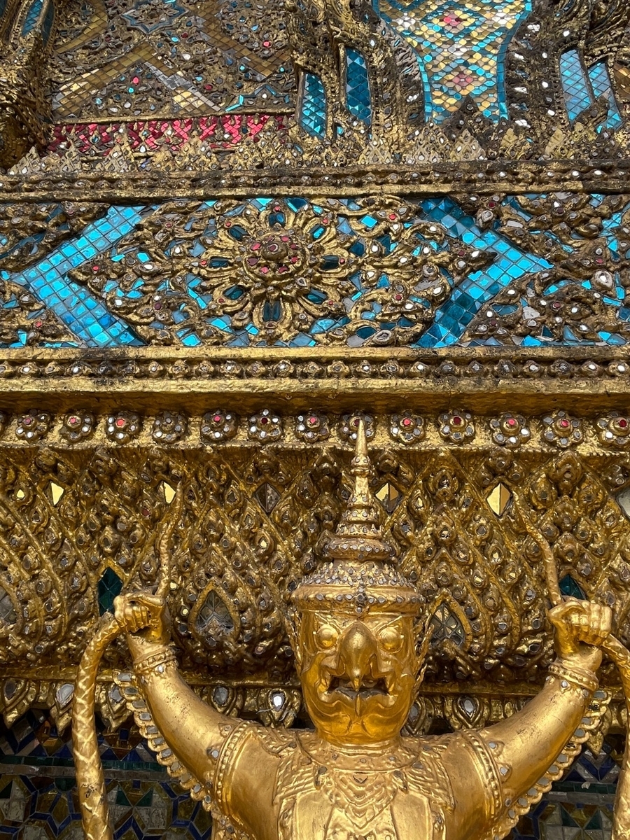 バンコク】3日目前編・金色の涅槃仏ワット・ポーと王宮、ワット