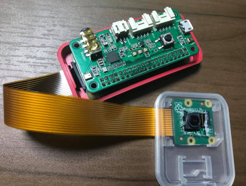 Raspberry Pi カメラモジュールの仮ケース - 日々クラウドに