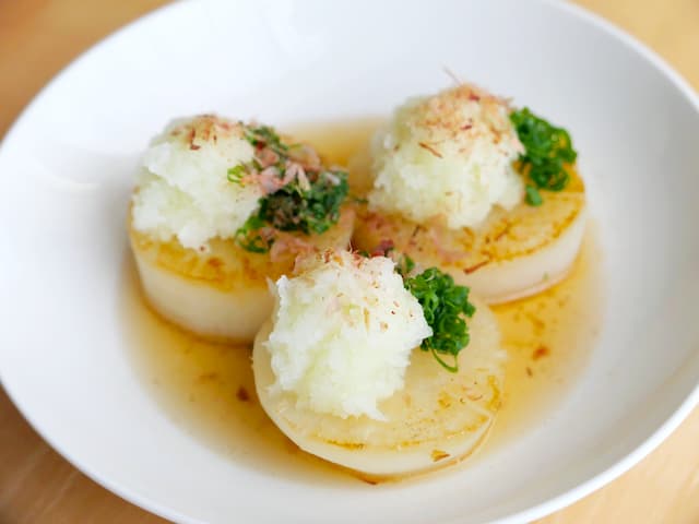 収穫したミニ大根「ころっ娘」で焼き大根作成