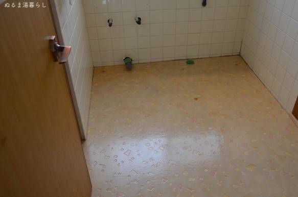Diy 洗面所床を 置くだけフロアタイル に張り替えました ぬるま湯暮らし