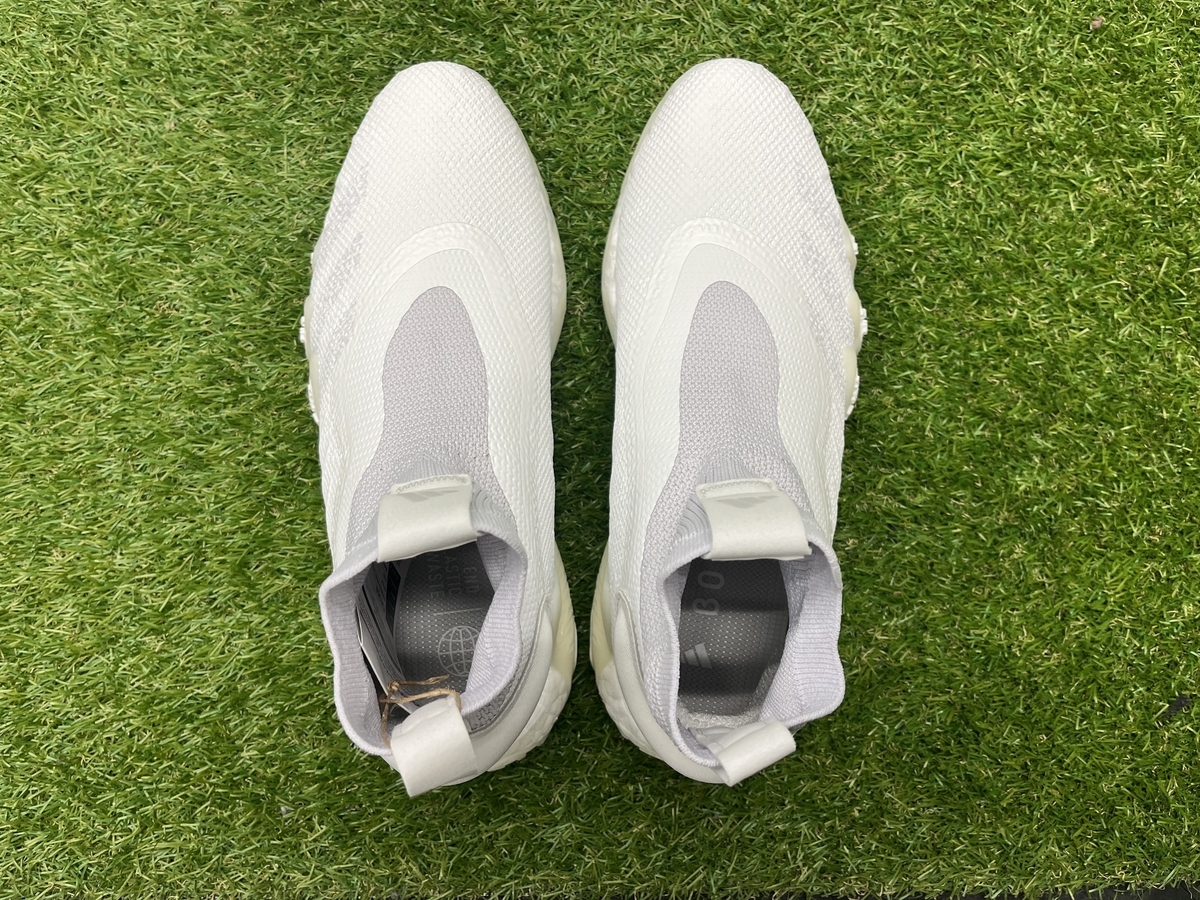 レビュー評価】アディダス コードカオス レースレス 靴紐が無いと履き