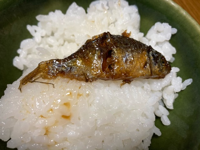 【小鮒の甘露煮】ごはんのおともやおつまみに!長野・佐久の郷土料理 - アキオカ家のトラベルごはん