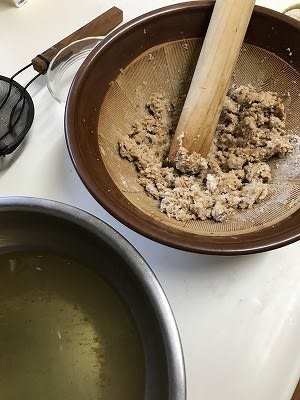 すり鉢で冷や汁作る - こもれびの日記