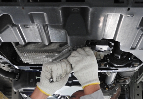 車　オイル　減り　はやい