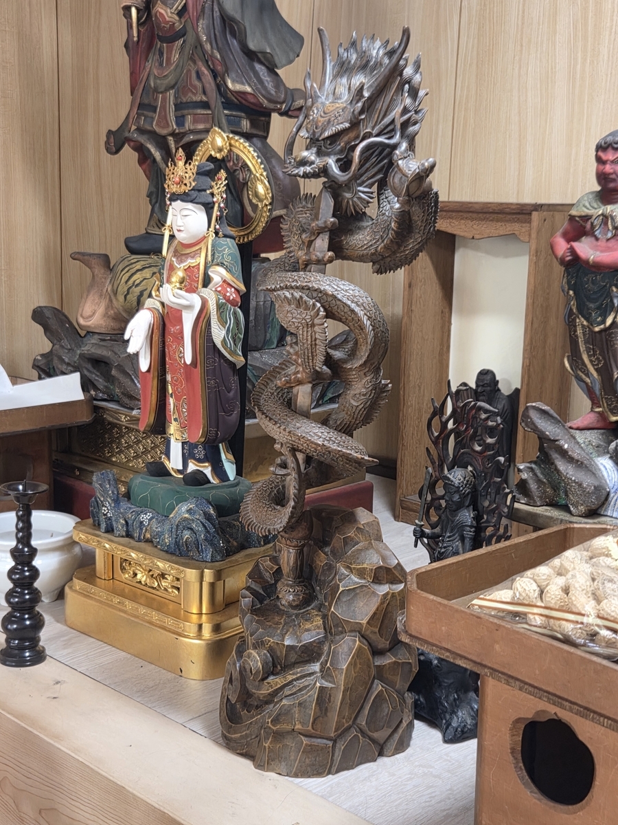 倶利伽羅竜王 倶利伽羅竜王 が奉納されました - 金翅鳥院の