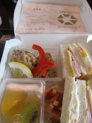 グランクラス洋軽食＠はやぶさ506号(2011/05/06)