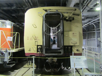 キハ82 101＠メモリアルシップ八甲田丸(2011/05/06)