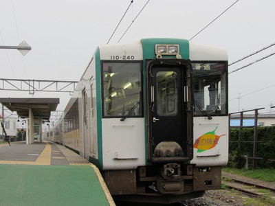 仙石線キハ110＠矢本駅