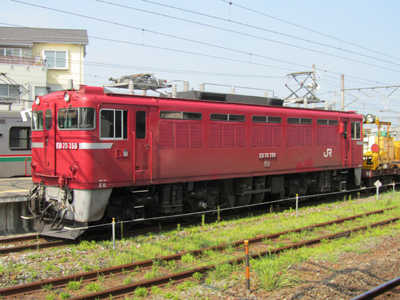ED75 759＠岩切駅（2010/08/27）