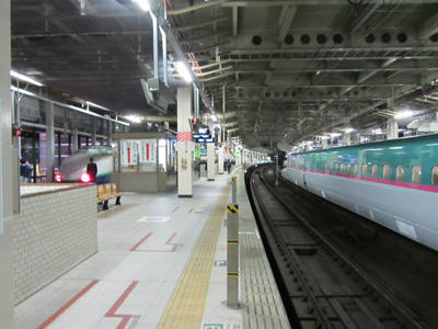 やまびこ155号（200系K48編成）＆E5系U8編成試運転＠仙台駅（2011/11/18）