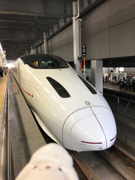つばめ330号(800系U001編成)＠博多駅(2017/03/28)